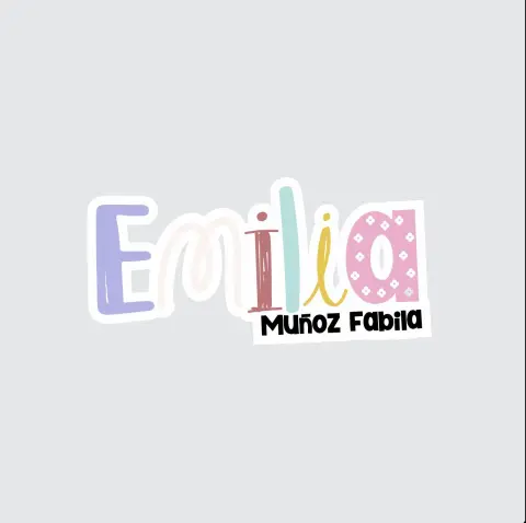 Etiqueta UV personalizada Alejandra Carrera - diseño 6